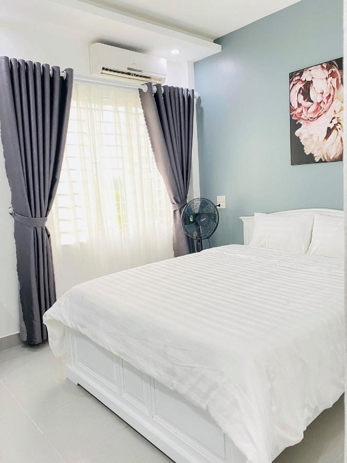 Hotel Mini Phu Tho Bagian luar foto
