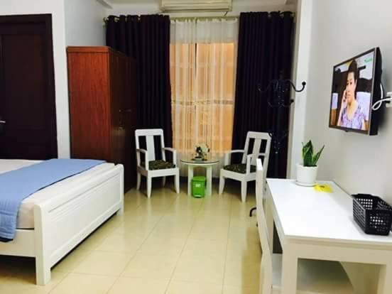 Hotel Mini Phu Tho Bagian luar foto
